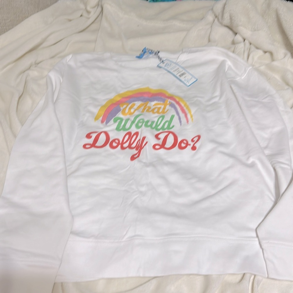 NWT Women’s Light weight Draper James Sweatshirt - Size XL - What Would Dolly Do
